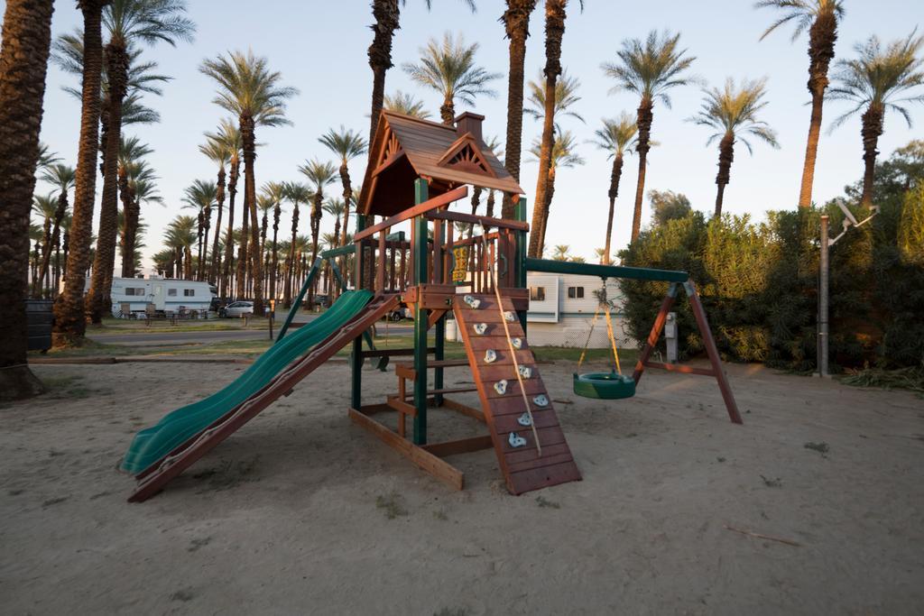 Palm Springs Camping Resort Cabin 3 อเมริกา ภายนอก รูปภาพ